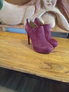 Nine West Size 5.5 Suede Burgundy 4.5" High Heel Ankle Booties
